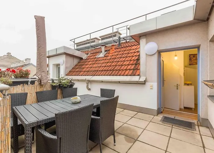 „Royal Loft View“ Rooftop Naehe Stadtzentrum